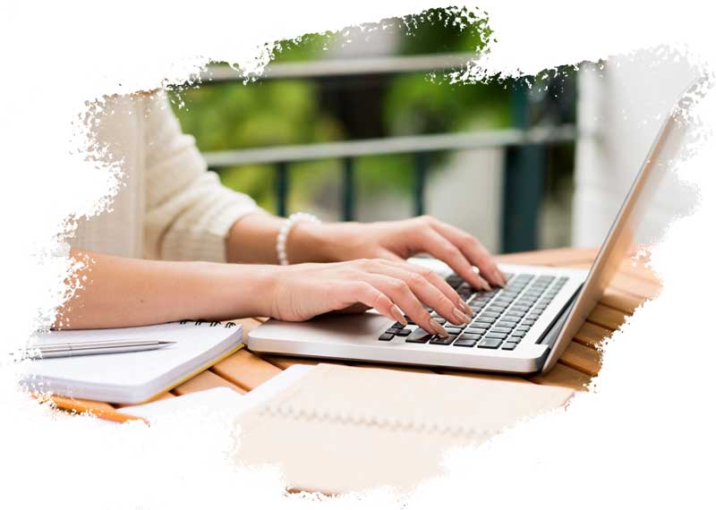 woman-typing-on-laptop